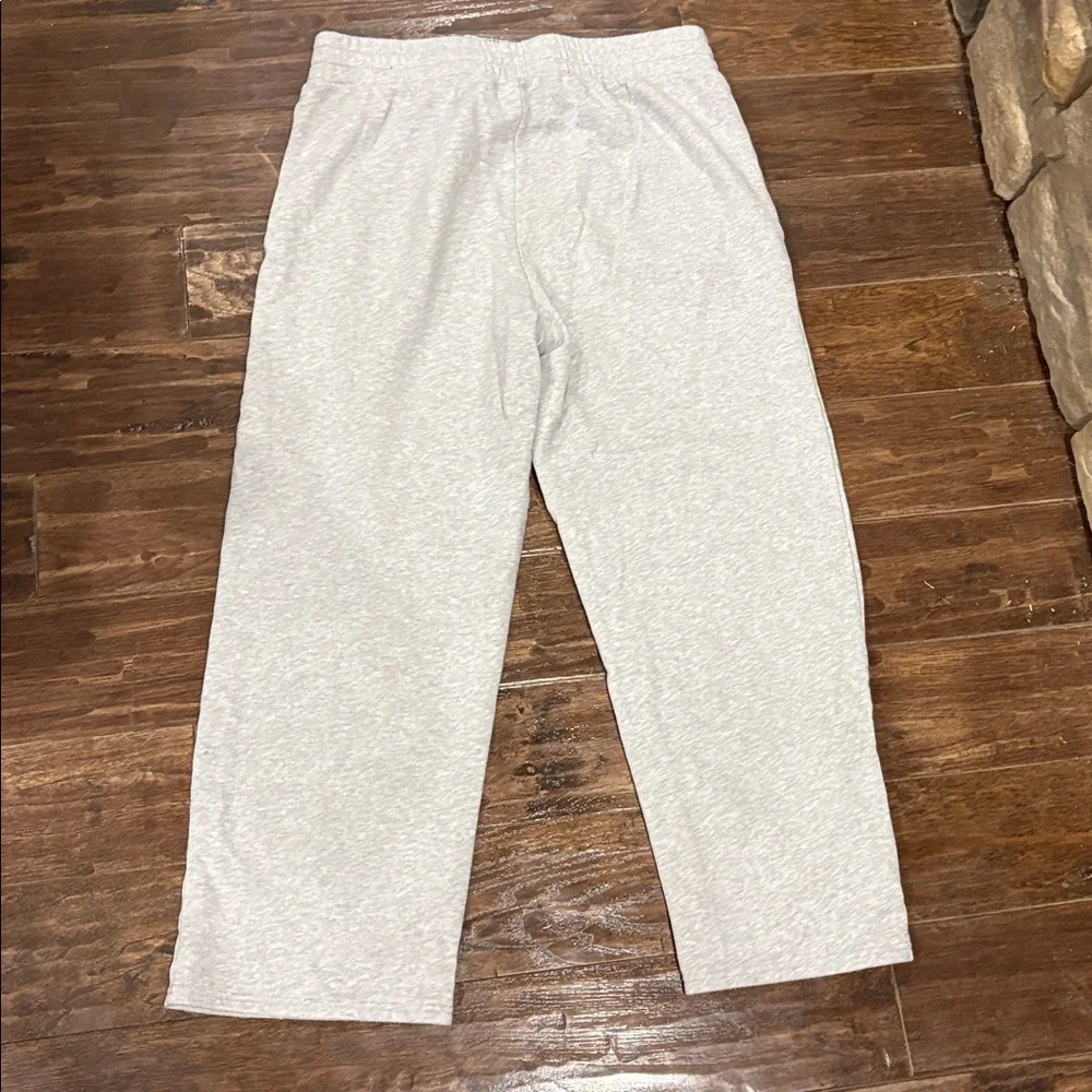 Under Armour gray sweats - Picture 4 of 4
